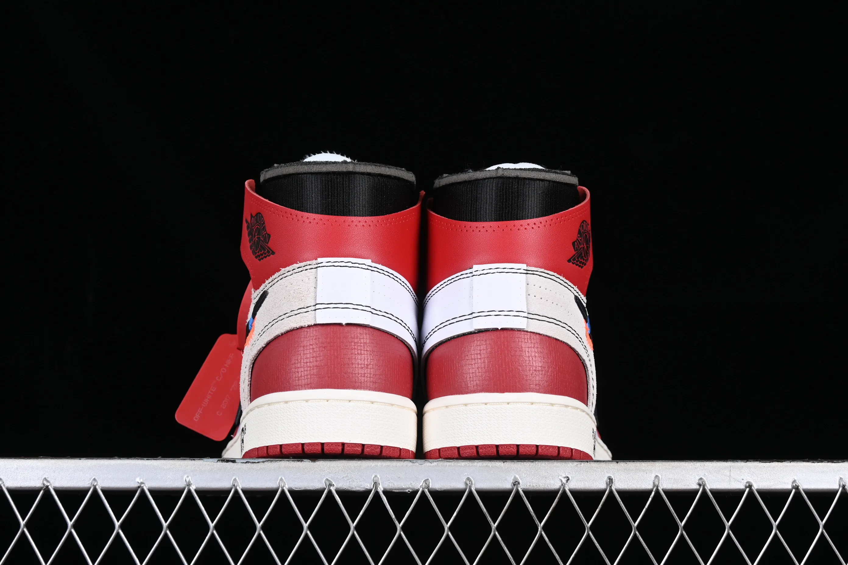 All categories Air Jordan Jordan series basketball shoes Air Jordan 1 High LJR version Off White x Air Jordan OW AJ1 Joe 1 joint white and red high-top basketball shoes AA3834-101